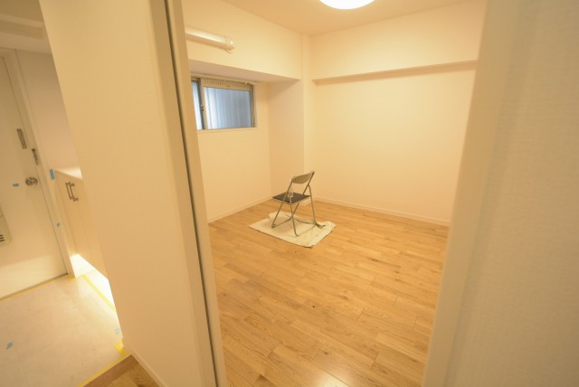 メゾンドール明石 洋室1