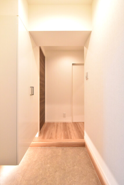 チュリス氷川坂 玄関