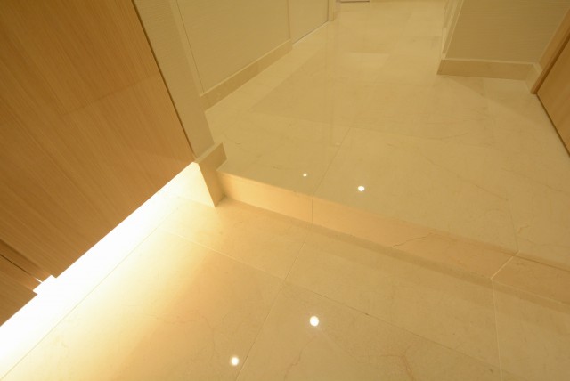 大森ハイツ 玄関