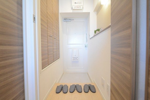 ハヤマビル 玄関 ハヤマビル 玄関