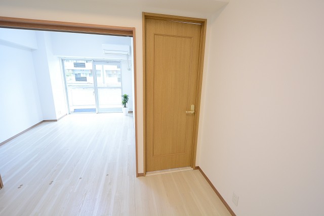 朝日白山マンション 洋室②