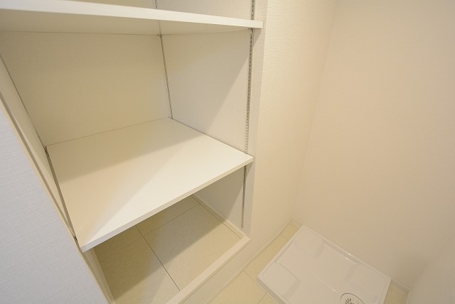 ファミリータウン東陽 洗濯機置場