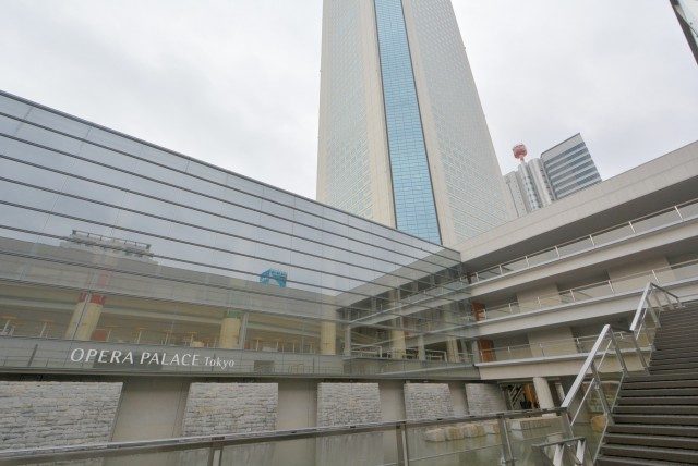 初台駅周辺 オペラシティ