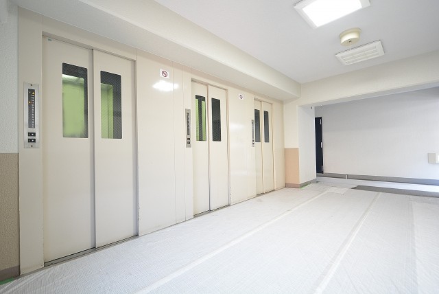 大森ハイツ 玄関