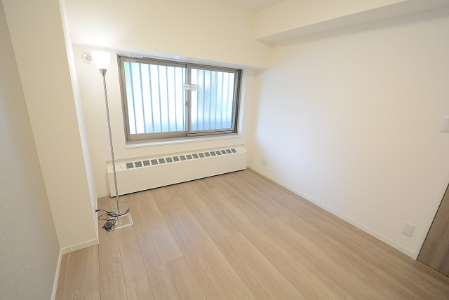 馬事公苑前ハイム 洋室②