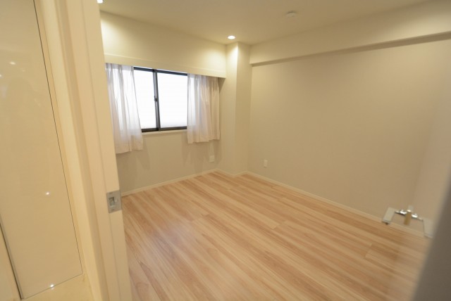 パシフィック西早稲田 洋室3