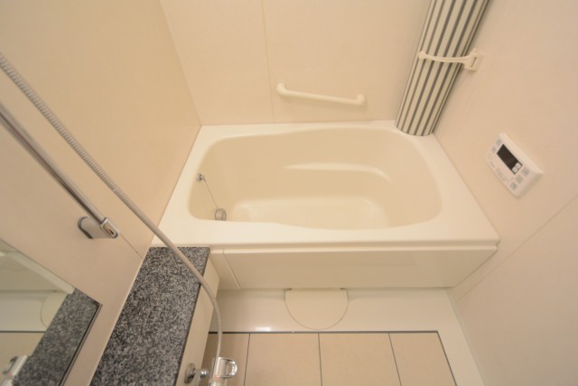 D'クラディアイヴァン初台 バス