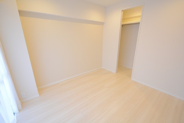 神楽坂ハウス 洋室２