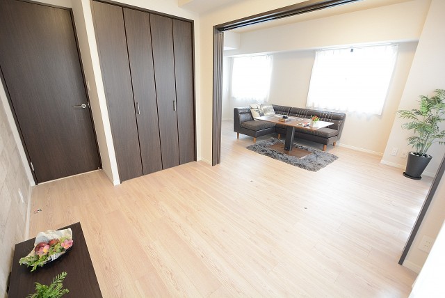 クレストコート中落合 洋室４_５