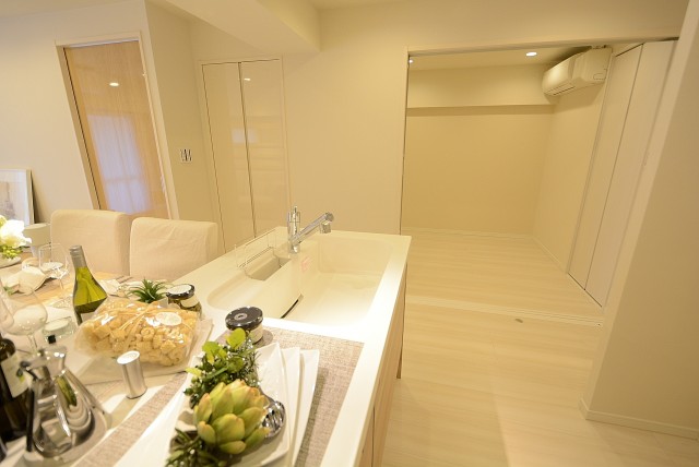 神楽坂ハウス 洋室１