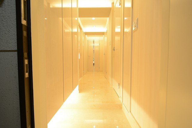 サンビューハイツ渋谷　玄関