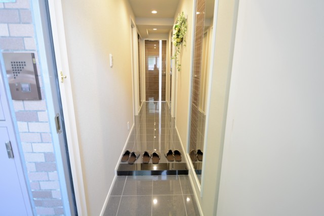 クレッセント目黒Ⅱ 玄関