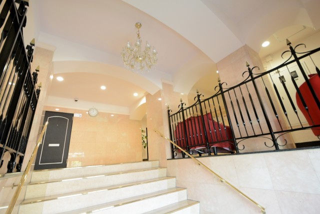 秀和第二自由が丘レジデンス エントランス