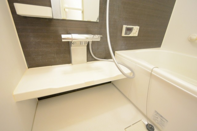 中銀目黒駅前マンシオン バス