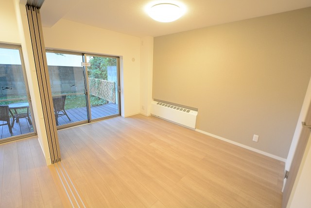 馬事公苑前ハイム 洋室①