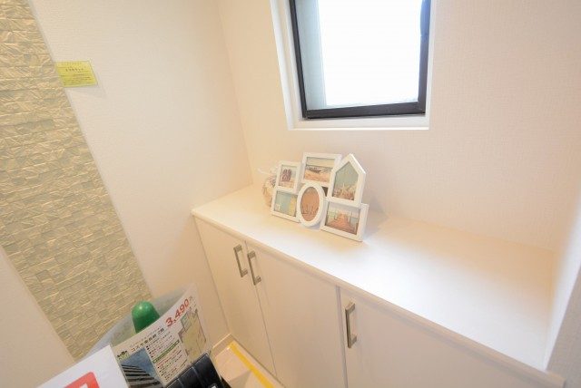 コスモ東長崎 玄関