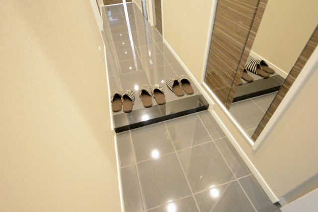 クレッセント目黒Ⅱ 玄関