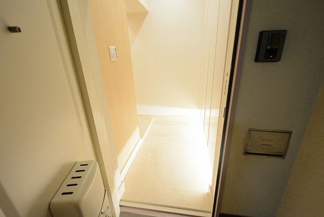 ニチメン目白ハイツ 玄関