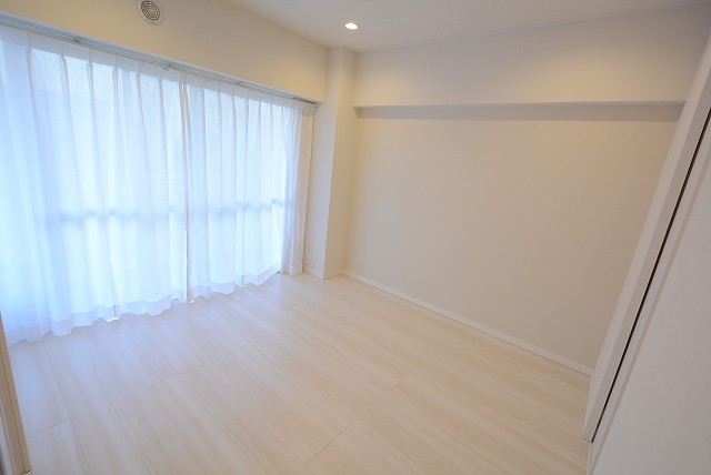 神楽坂ハウス 洋室２