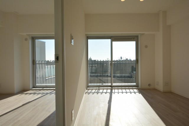 秀和第二自由が丘レジデンス 南東側バルコニー