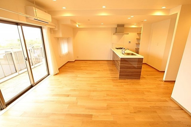 東京マスタープレイス