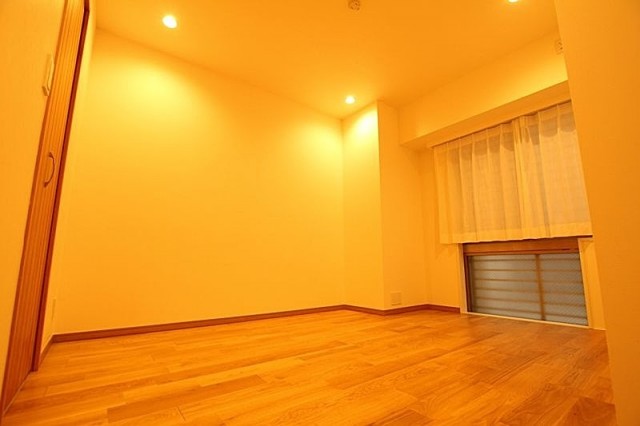 東京マスタープレイス