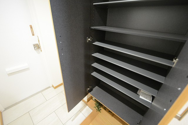 神楽坂ハウス 玄関