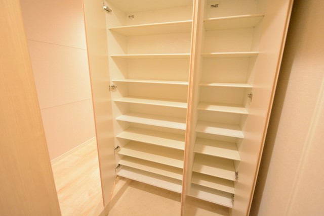 ライオンズマンション代々木 玄関