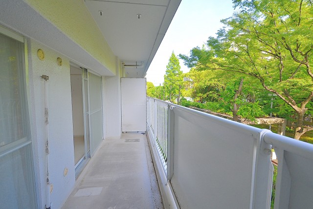 ファミリータウン東陽 バルコニー