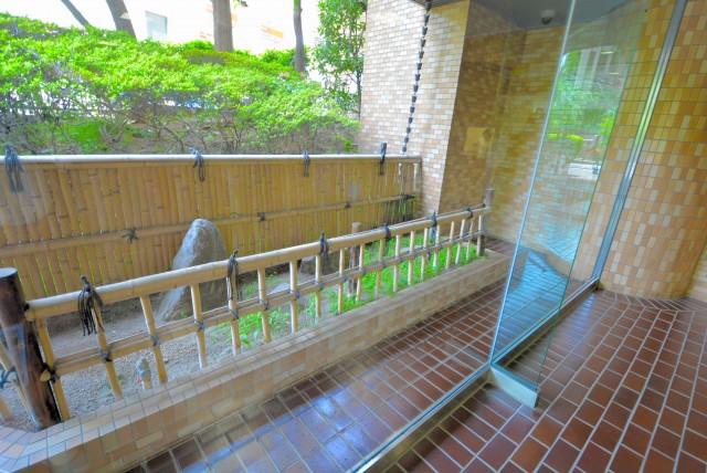 パシフィック西早稲田 エントランス