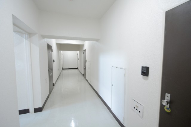 マンション第2明大前 エントランス