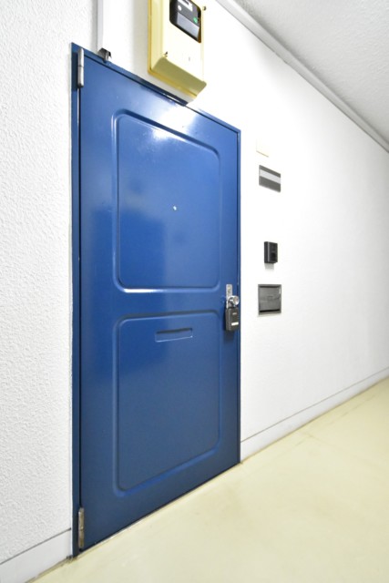 秀和高円寺レジデン 玄関