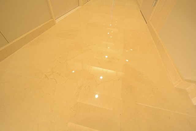 サンビューハイツ渋谷 玄関