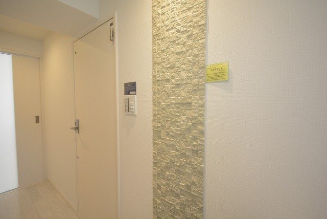 コスモ東長崎 玄関