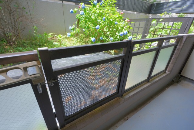 クレッセント目黒Ⅱ バルコニー