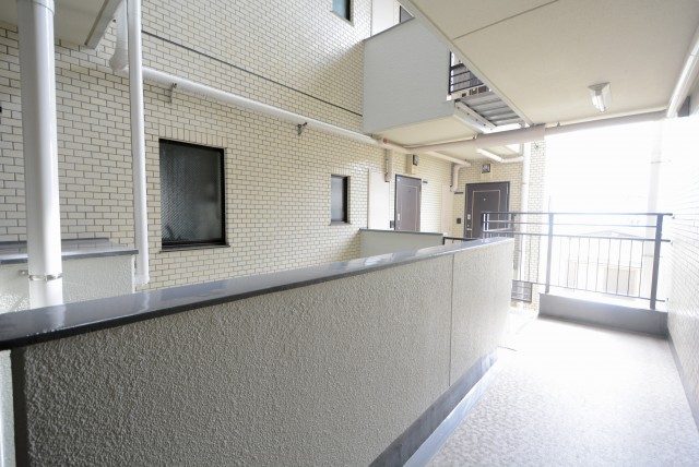 コスモ東長崎　外廊下