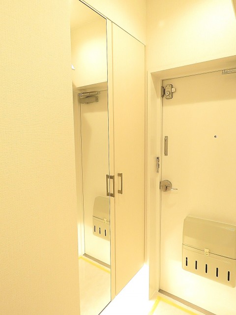 三井馬事公苑南ハイツ　シューズBOX