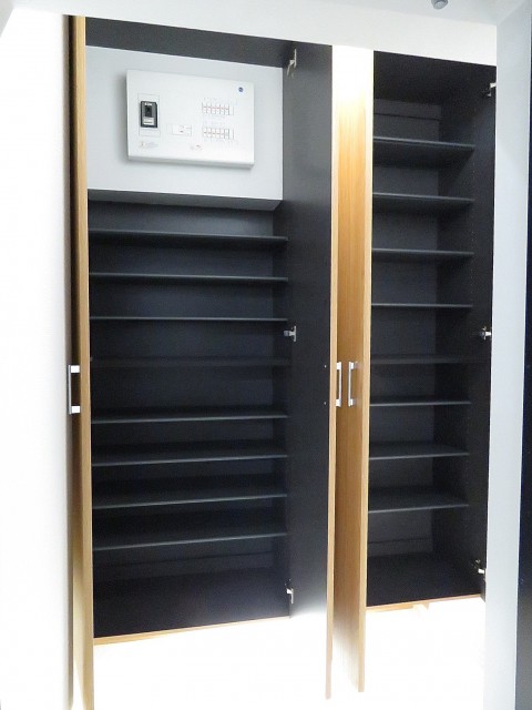 プチモンド目白　シューズBOX