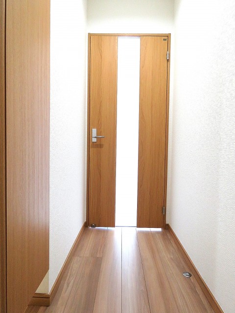 プチモンド目白　廊下
