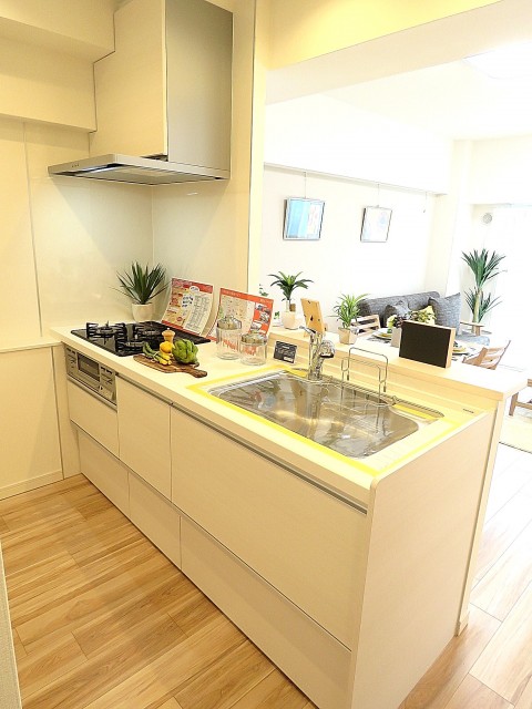 三井馬事公苑南ハイツ　キッチン