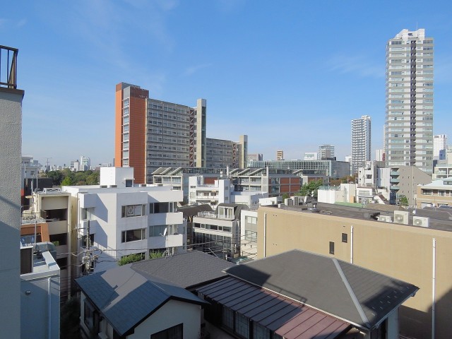 秀和六本木レジデンス　キッチン窓眺望