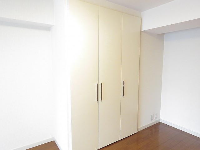 秀和六本木レジデンス　洋室約7.8帖