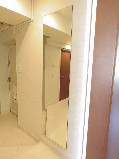 秀和六本木レジデンス　鏡