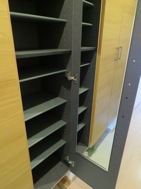 マンション駒場　シューズBOX