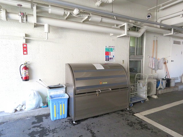 目黒グリーンコープ　ゴミ置場