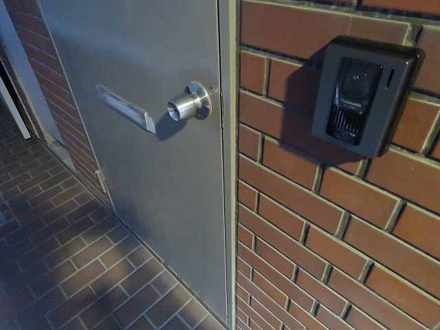 セザール第2中目黒　TVモニター付きインターホン