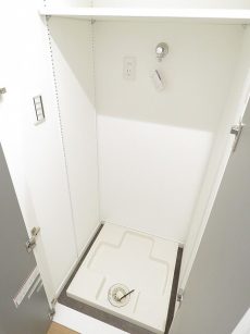 セザール第2中目黒　洗濯機置場