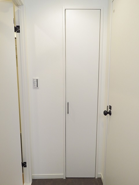 セザール第2中目黒　リネン庫