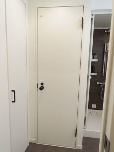 セザール第2中目黒　トイレ扉