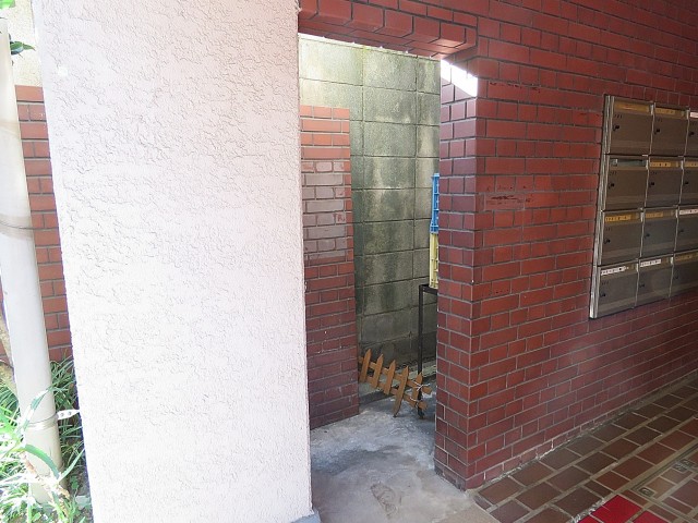 セザール第2中目黒　ゴミ置き場